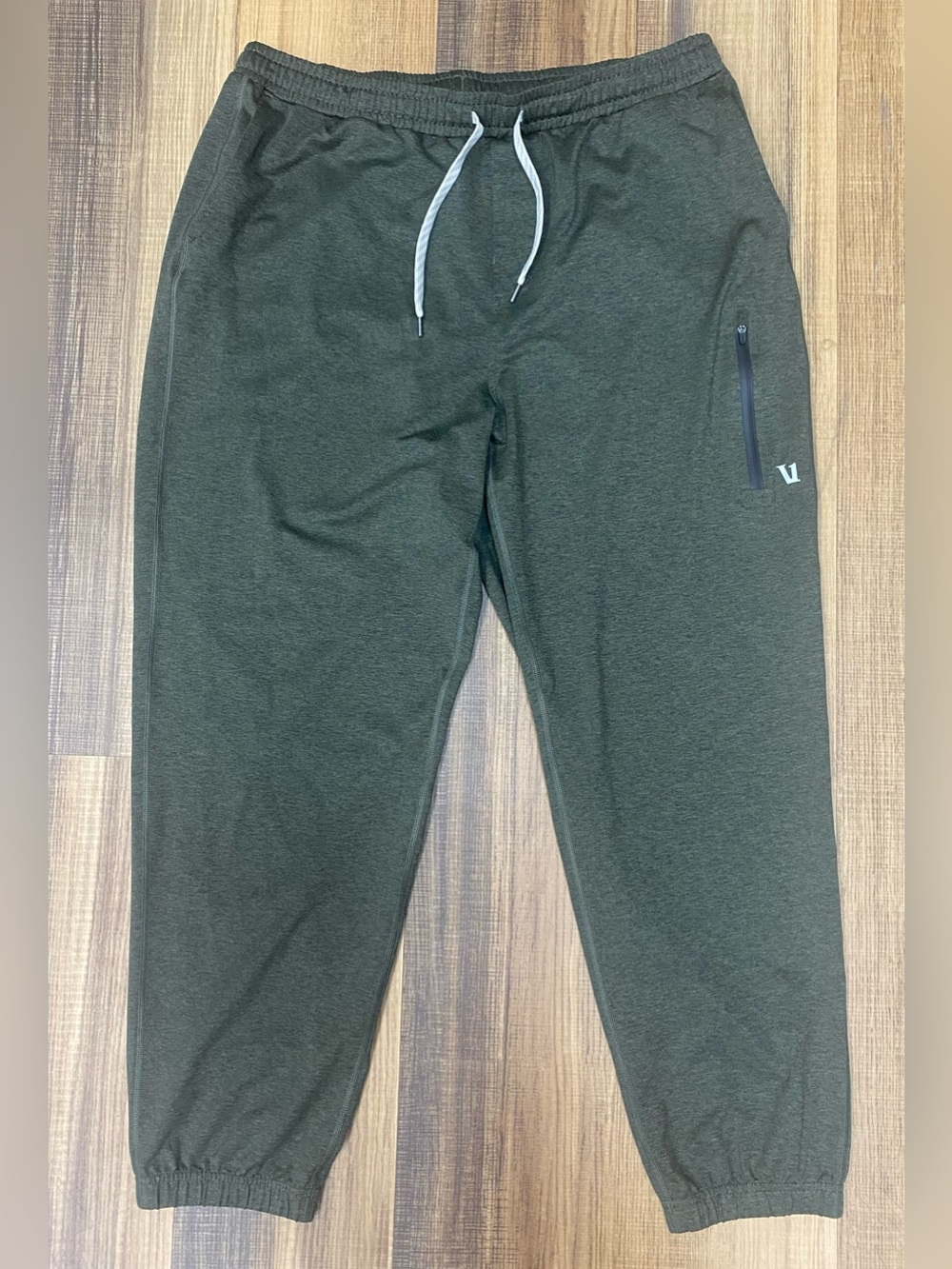 Vuori Men's Activewear Sunday Performance Jogger Pants - Green Size XL